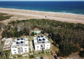 Jose Ignacio, Laguna Garzon